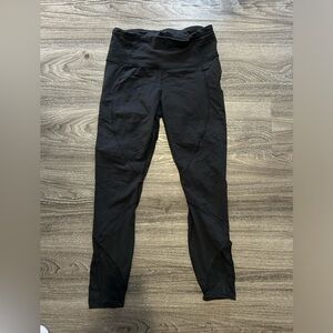 Lululemon leggings - size 6 but fit like a 4 - mesh detail and scrunch on back